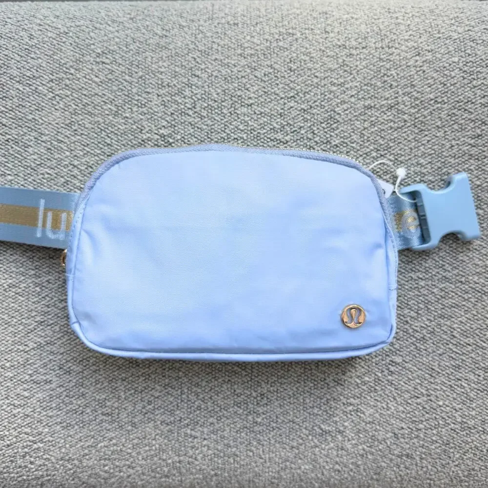 lululemon belt bag light blue Watch Close up of the Everywhere on Amazon Live it effortlessly merges style and practicality Lululemon Everywhere Belt Bag 1L